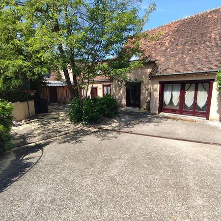 Grand Gite - Le Saint-Chrirtophe Chateauroux Exterior photo